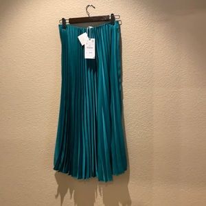 Zara Pleated Skirt